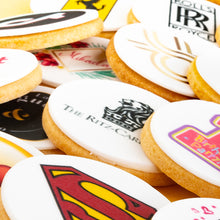 Charger l&#39;image dans la galerie, kosher custom cookies with personalized designs
